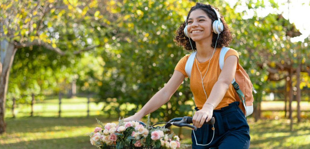 Multa por llevar auriculares bici