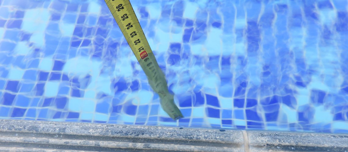 Cómo calcular los metros cúbicos de una piscina